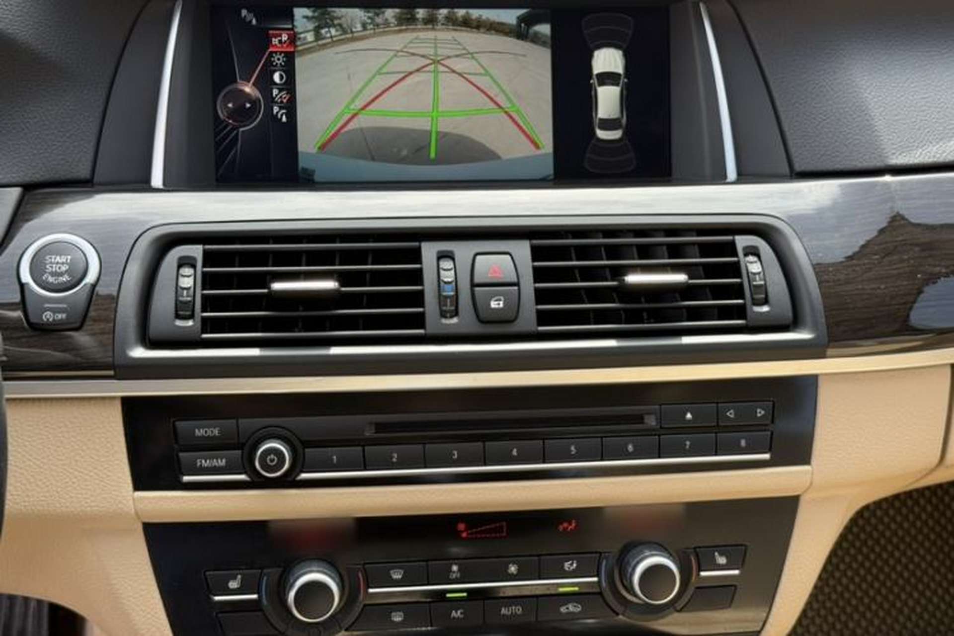 Used BMW 5 Series 2014 525Li Luxury Design Package Interior 7