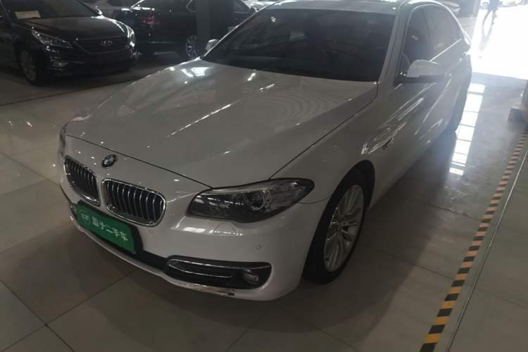 Used BMW 5 Series 2014 525Li Luxury Design Package Guazi used car, China used car export, Used car for sale, Used cars, Cheapest cars for sale