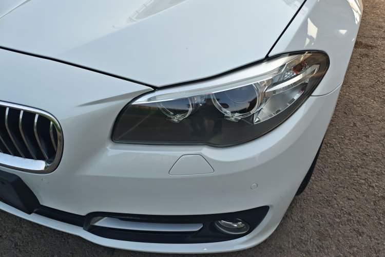 Used BMW 5 Series 2014 525Li Leading Model Left Front Headlight