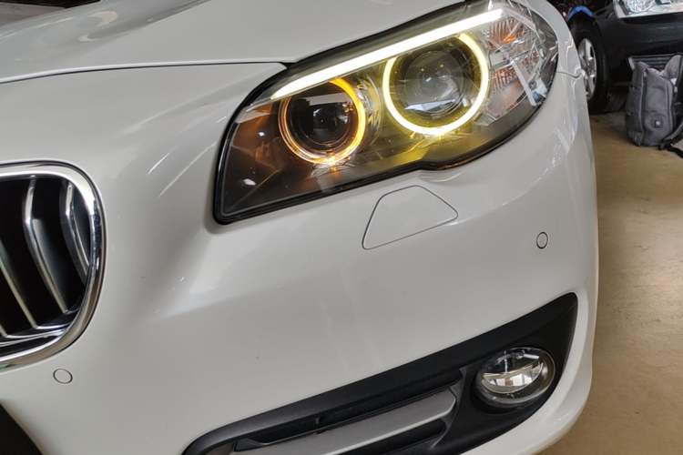 Used BMW 5 Series 2014 525Li Leading Model Left Front Headlight