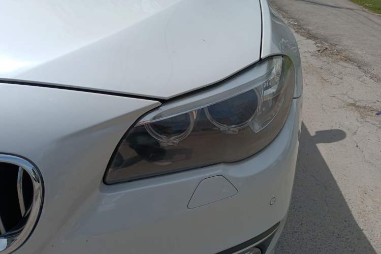 Used BMW 5 Series 2014 525Li Luxury Design Package Left Front Headlight
