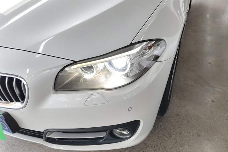 Used BMW 5 Series 2014 525Li Leading Model Left Front Headlight