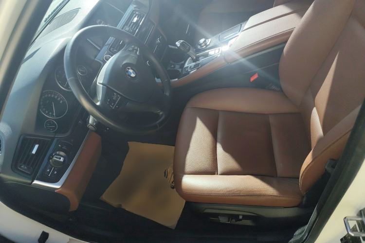 Used BMW 5 Series 2014 520i Elegant Edition Left Front Seat