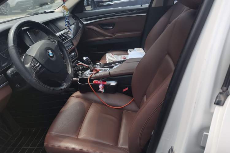 Used BMW 5 Series 2014 520Li Elegant Model Left Front Seat
