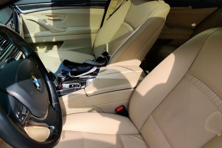 Used BMW 5 Series 2014 525Li Luxury Design Package Left Front Seat