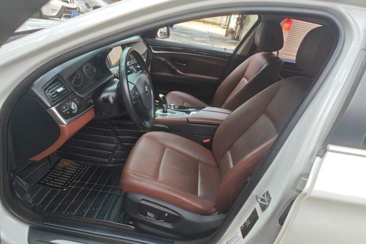 Used BMW 5 Series 2014 525Li Leading Model Left Front Seat