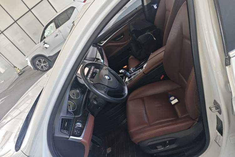 Used BMW 5 Series 2014 525Li Leading Model Left Front Seat