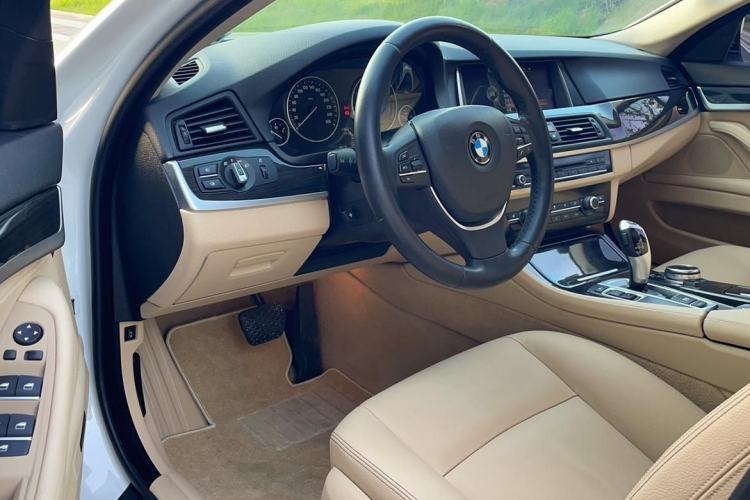 Used BMW 5 Series 2014 525Li Luxury Design Package Left Front Seat