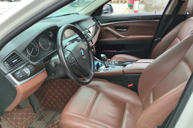 Used BMW 5 Series 2014 525Li Leading Model Left Front Seat