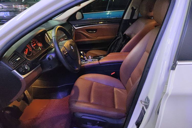 Used BMW 5 Series 2014 520i Elegant Edition Left Front Seat