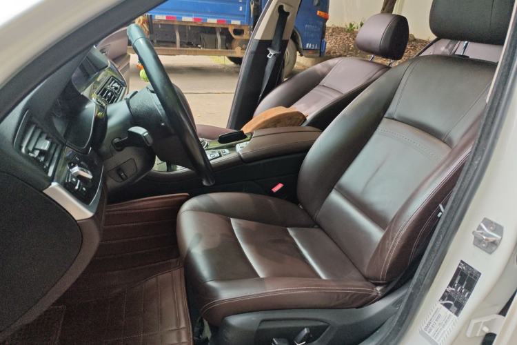 Used BMW 5 Series 2014 525Li Luxury Design Package Left Front Seat