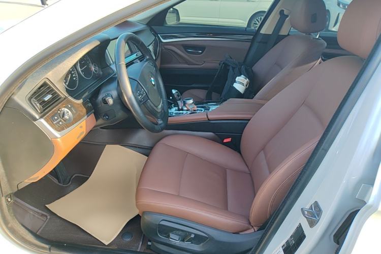 Used BMW 5 Series 2014 525Li Leading Model Left Front Seat