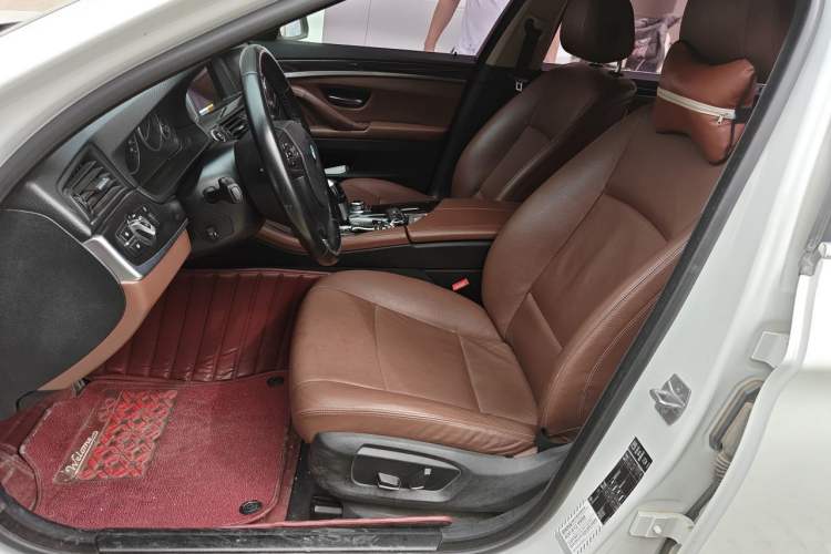 Used BMW 5 Series 2014 520Li Elegant Model Left Front Seat