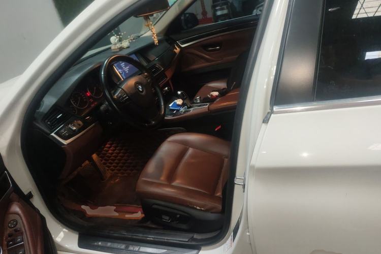Used BMW 5 Series 2014 520i Elegant Edition Left Front Seat