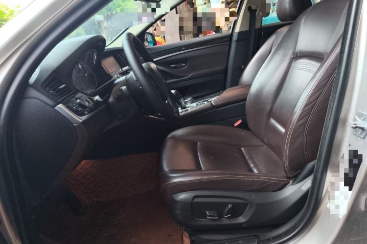Used BMW 5 Series 2014 525Li Luxury Design Package Left Front Seat