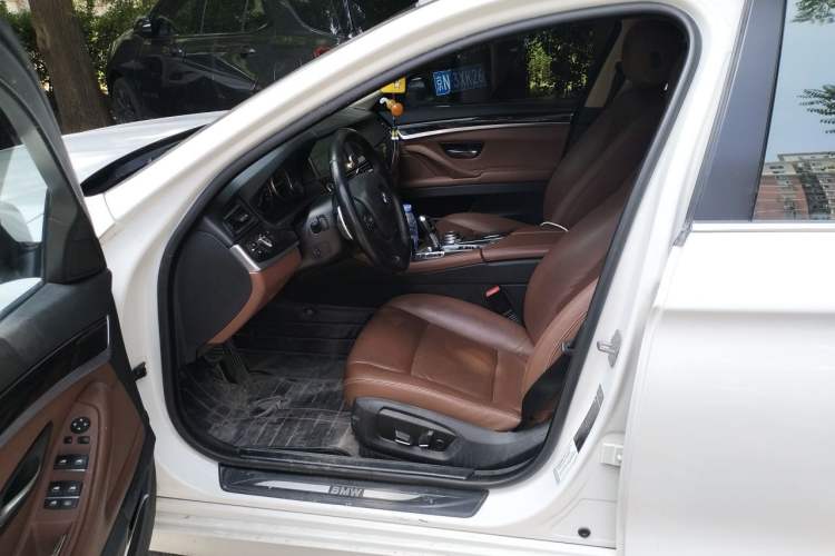 Used BMW 5 Series 2014 535Li Leading Model Left Front Seat