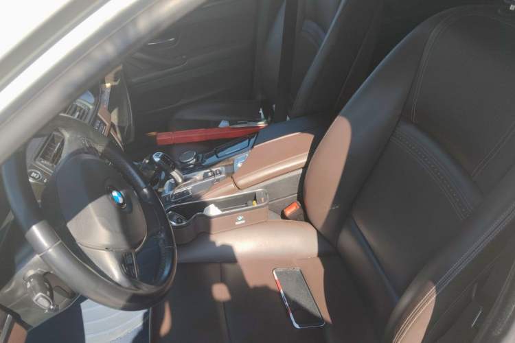 Used BMW 5 Series 2014 525Li Luxury Design Package Left Front Seat
