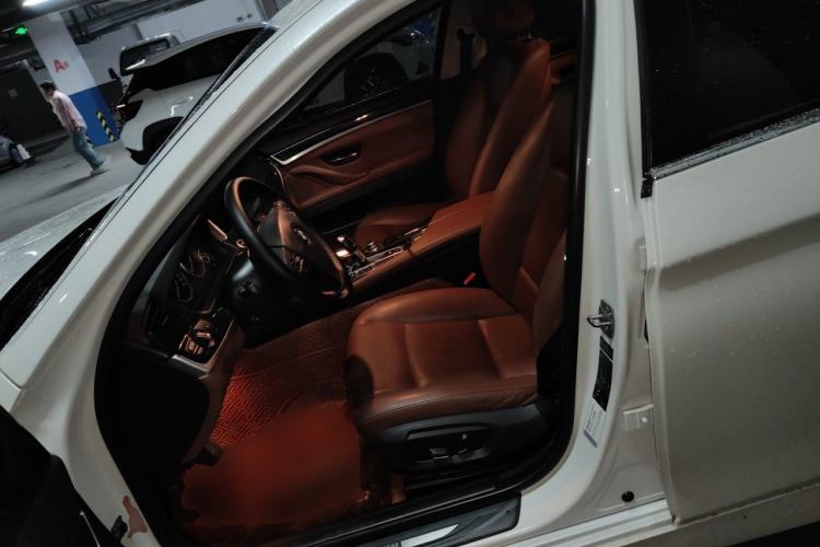 Used BMW 5 Series 2014 520Li Elegant Model Left Front Seat