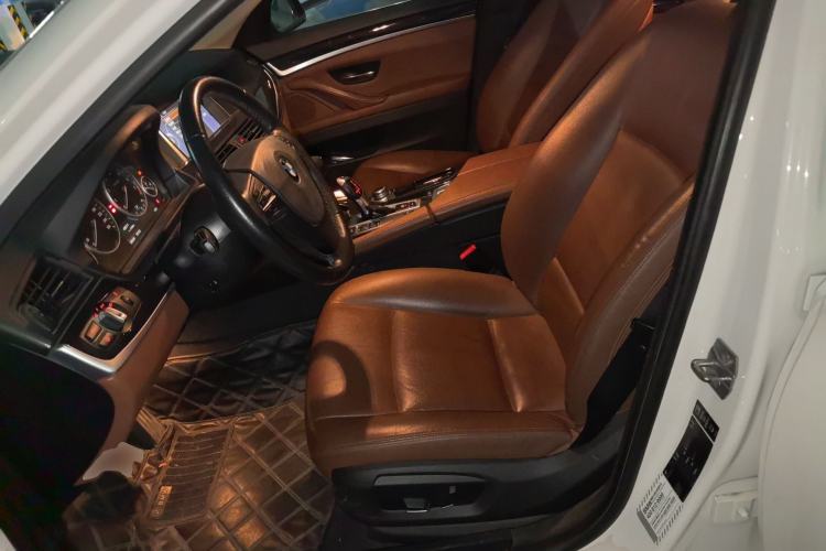 Used BMW 5 Series 2014 520Li Elegant Model Left Front Seat