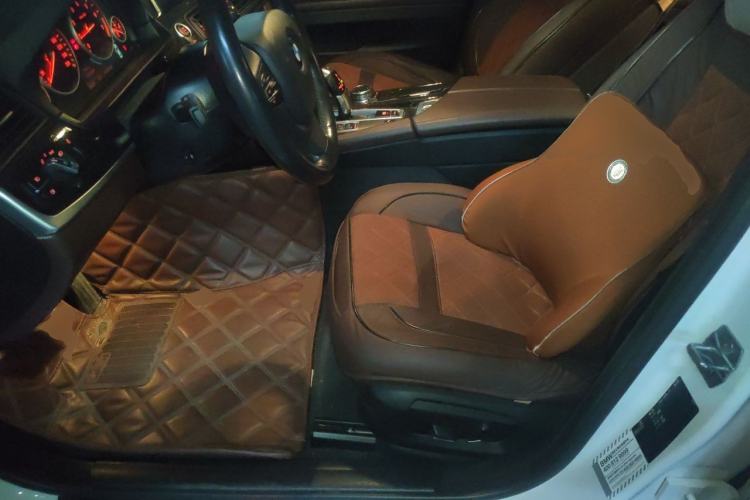 Used BMW 5 Series 2014 525Li Luxury Design Package Left Front Seat