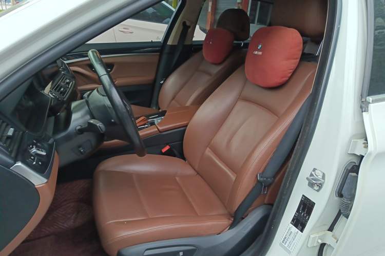 Used BMW 5 Series 2014 520Li Elegant Model Left Front Seat