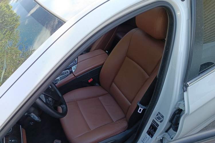 Used BMW 5 Series 2014 525Li Leading Model Left Front Seat