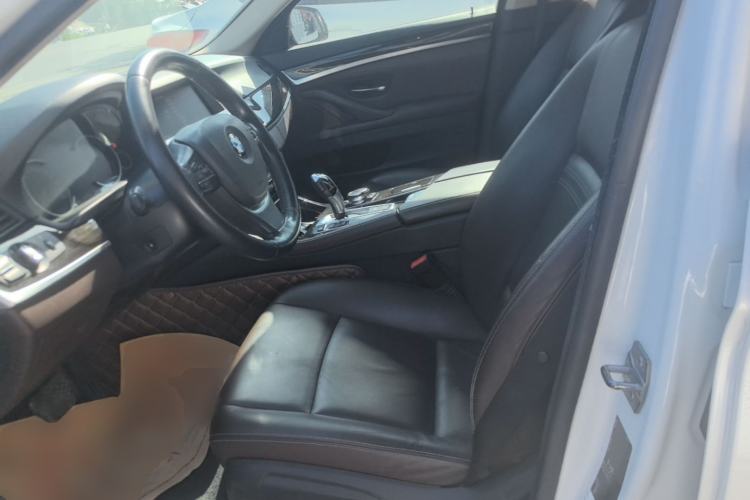Used BMW 5 Series 2014 525Li Luxury Design Package Left Front Seat