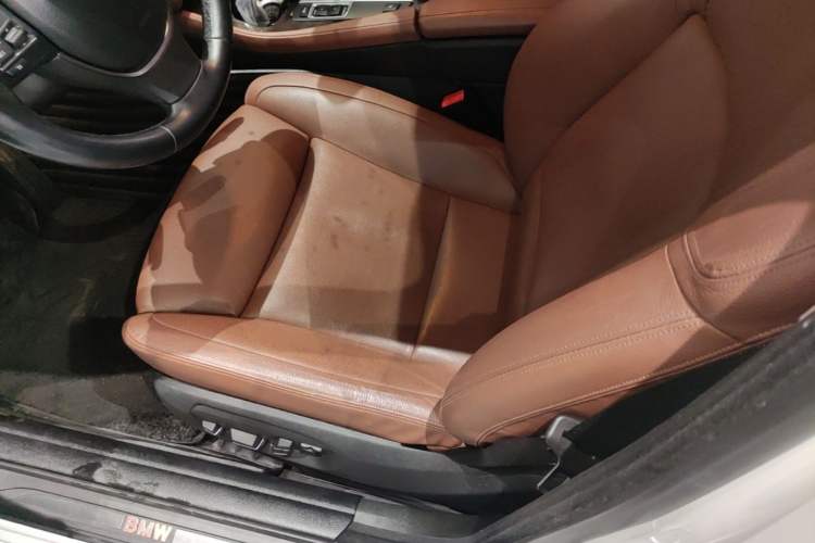Used BMW 5 Series 2014 535Li Leading Model Left Front Seat