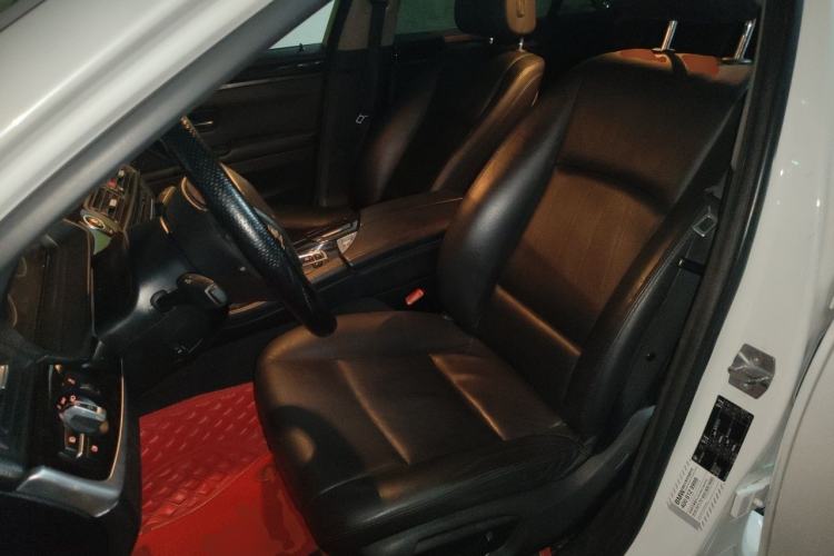 Used BMW 5 Series 2014 525Li Leading Model Left Front Seat
