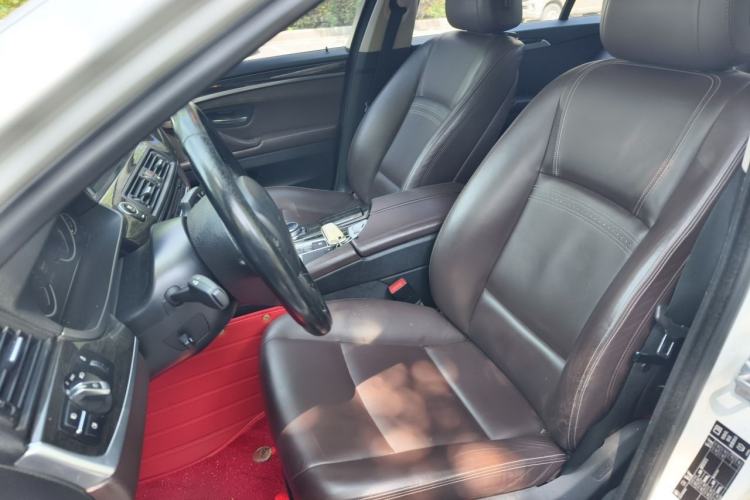 Used BMW 5 Series 2014 525Li Luxury Design Package Left Front Seat