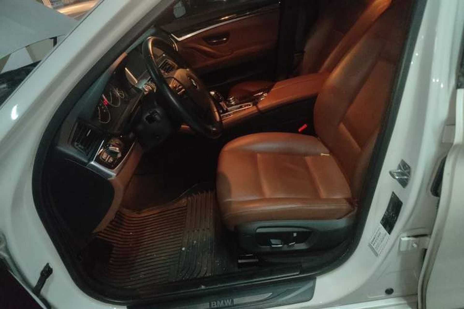Used BMW 5 Series 2014 525Li Leading Model Left Front Seat
