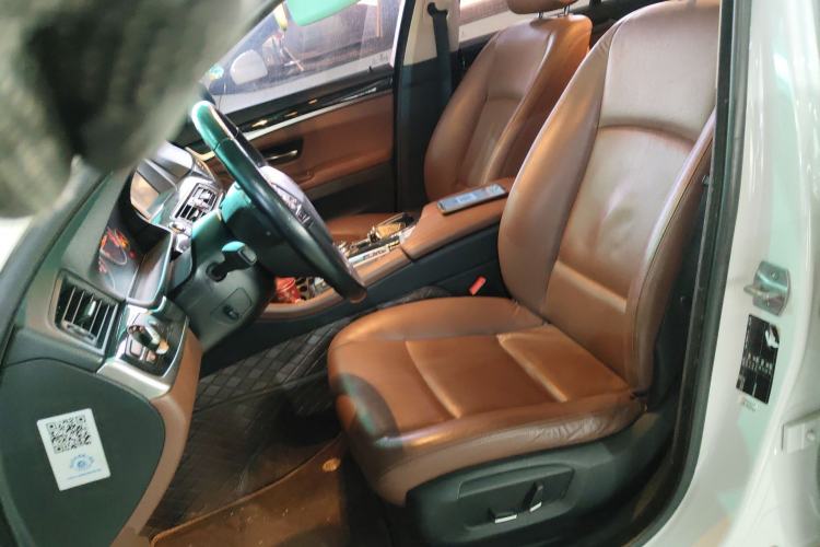 Used BMW 5 Series 2014 520i Elegant Edition Left Front Seat