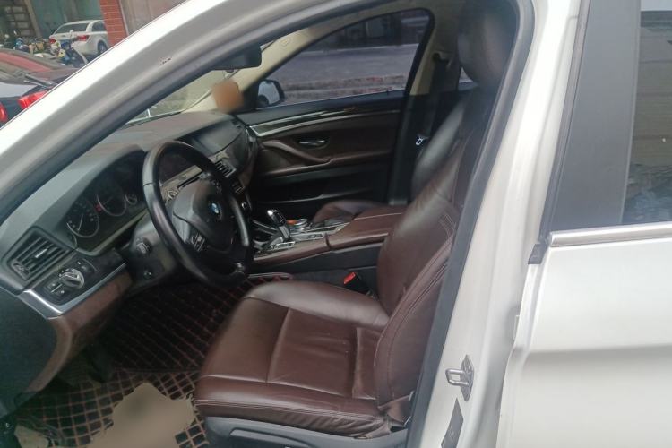 Used BMW 5 Series 2014 525Li Luxury Design Package Left Front Seat
