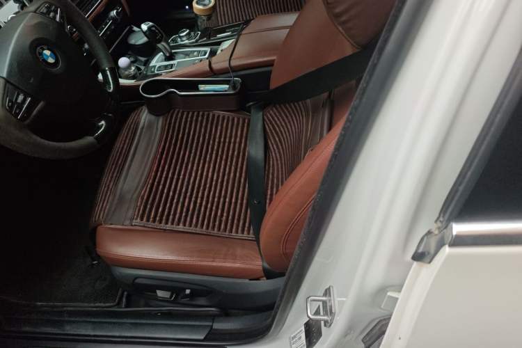 Used BMW 5 Series 2014 525Li Leading Model Left Front Seat