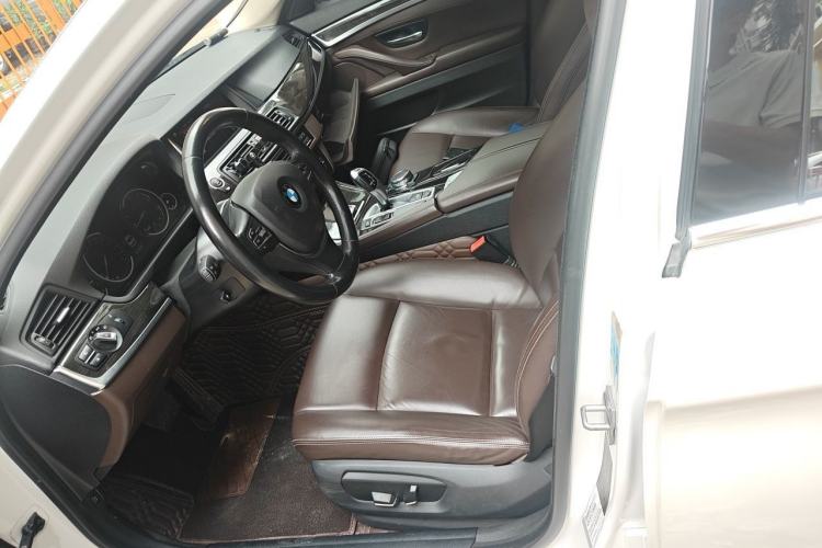 Used BMW 5 Series 2014 525Li Luxury Design Package Left Front Seat
