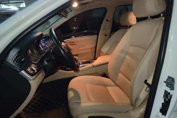 Used BMW 5 Series 2014 520Li Elegant Model Left Front Seat