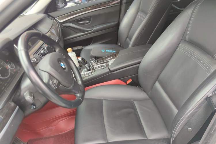 Used BMW 5 Series 2014 525Li Luxury Design Package Left Front Seat