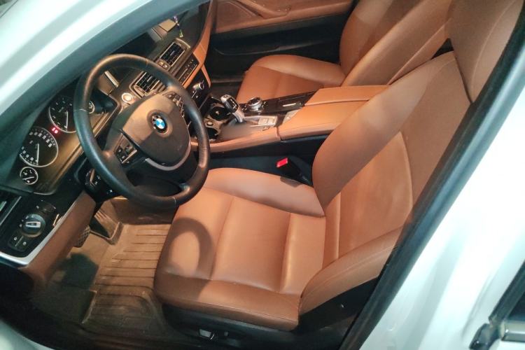 Used BMW 5 Series 2014 520Li Elegant Model Left Front Seat