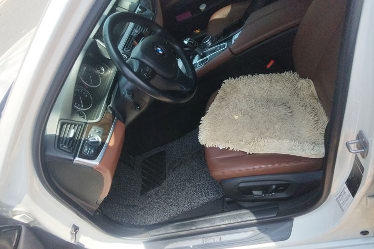 Used BMW 5 Series 2014 528Li Leading Model Left Front Seat