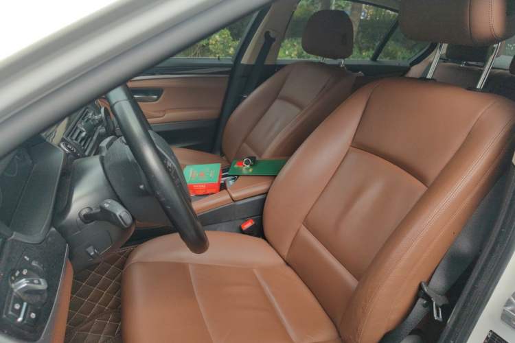 Used BMW 5 Series 2014 520Li Elegant Model Left Front Seat