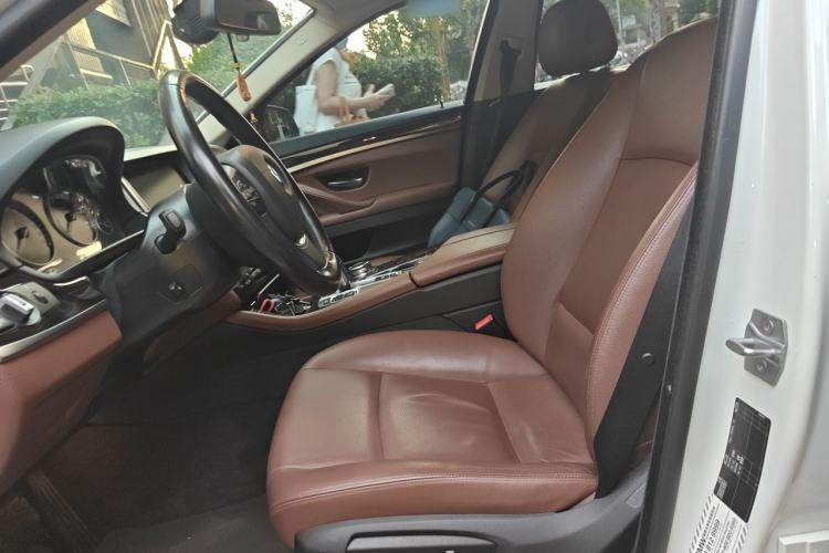 Used BMW 5 Series 2014 528Li Leading Model Left Front Seat