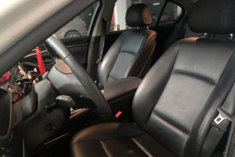 Used BMW 5 Series 2014 520Li Elegant Model Left Front Seat