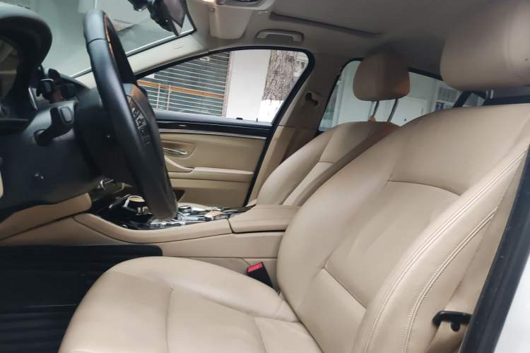 Used BMW 5 Series 2014 525Li Leading Model Left Front Seat