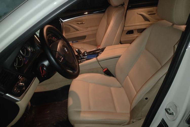 Used BMW 5 Series 2014 520Li Elegant Model Left Front Seat