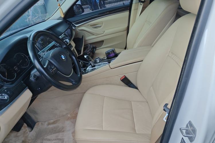 Used BMW 5 Series 2014 525Li Luxury Design Package Left Front Seat