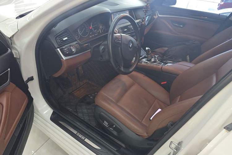 Used BMW 5 Series 2014 525Li Leading Model Left Front Seat