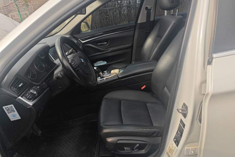 Used BMW 5 Series 2014 520i Elegant Edition Left Front Seat