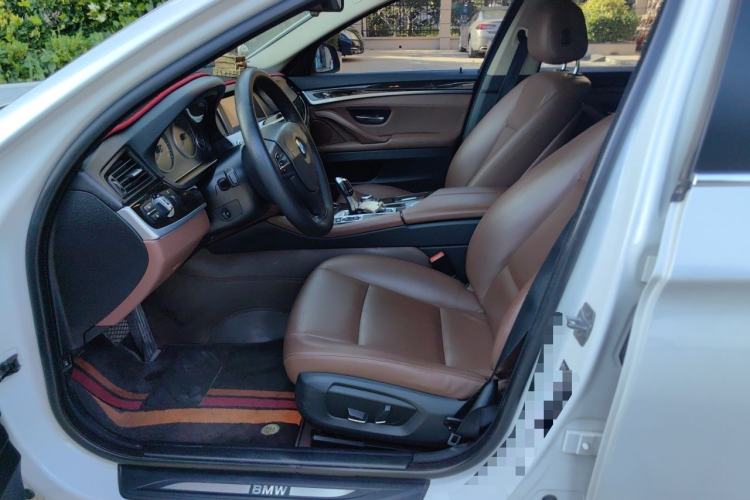 Used BMW 5 Series 2014 525Li Leading Model Left Front Seat