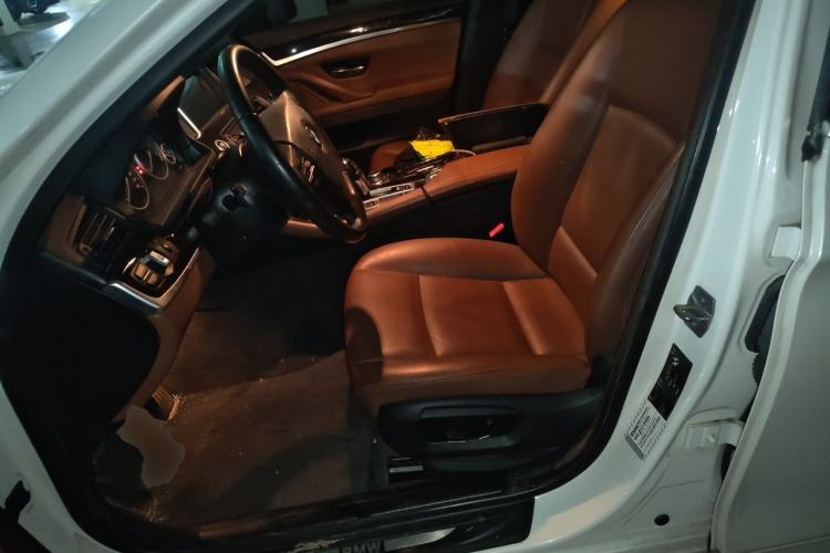 Used BMW 5 Series 2014 525Li Leading Model Left Front Seat