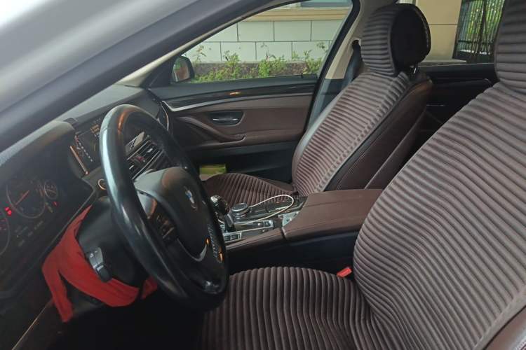 Used BMW 5 Series 2014 525Li Luxury Design Package Left Front Seat